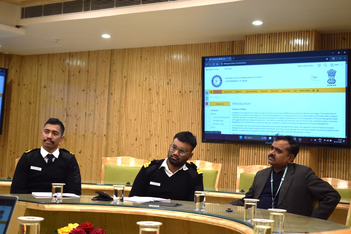 ndmaindia's tweet photo. Dr Dinesh Aswal, Member, @ndmaindia chaired an interactive debriefing on NDMA’s key activities with Naval Medical Officers interning at the Institute of Nuclear Medicine & Allied Sciences (INMAS), during a meeting held today at NDMA Bhawan.
#NDMA #DisasterManagement #INMAS https://t.co/Q0ci3kK8lQ