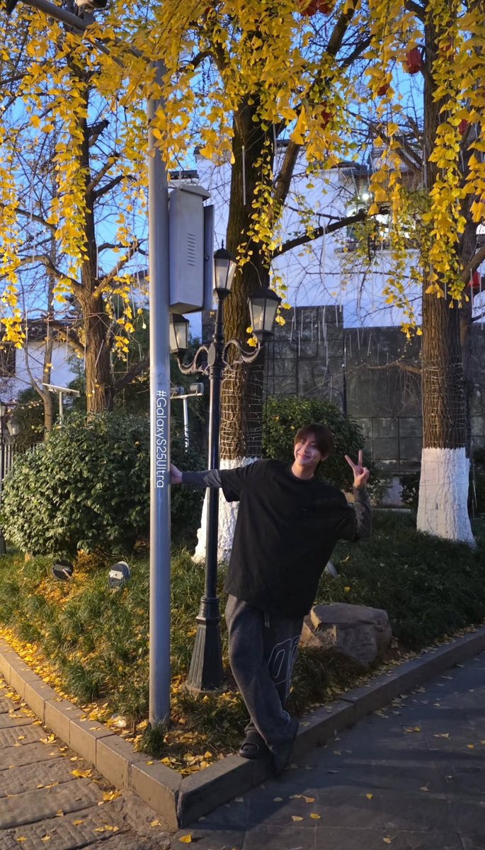 วิธีเดทของดาราเป็นงี้หรอ สลับกันถ่ายแล้วลงคนละรูป