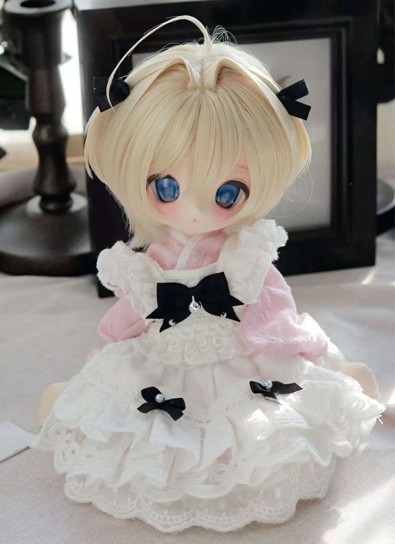 【お知らせ】鹿鹿自制より
愛らしい30cmドール「NARUHA」が新登場！

➡️dolk.jp/portal/itemLis…

大きな垂れ目がやさしい印象のドール本体セット。
幅広いメイク、お洋服を楽しめる万能な造形が魅力です。

ヘッドやボディは、単品受注もございます♪ 
受注は2026.1.5.(月)朝9時まで！