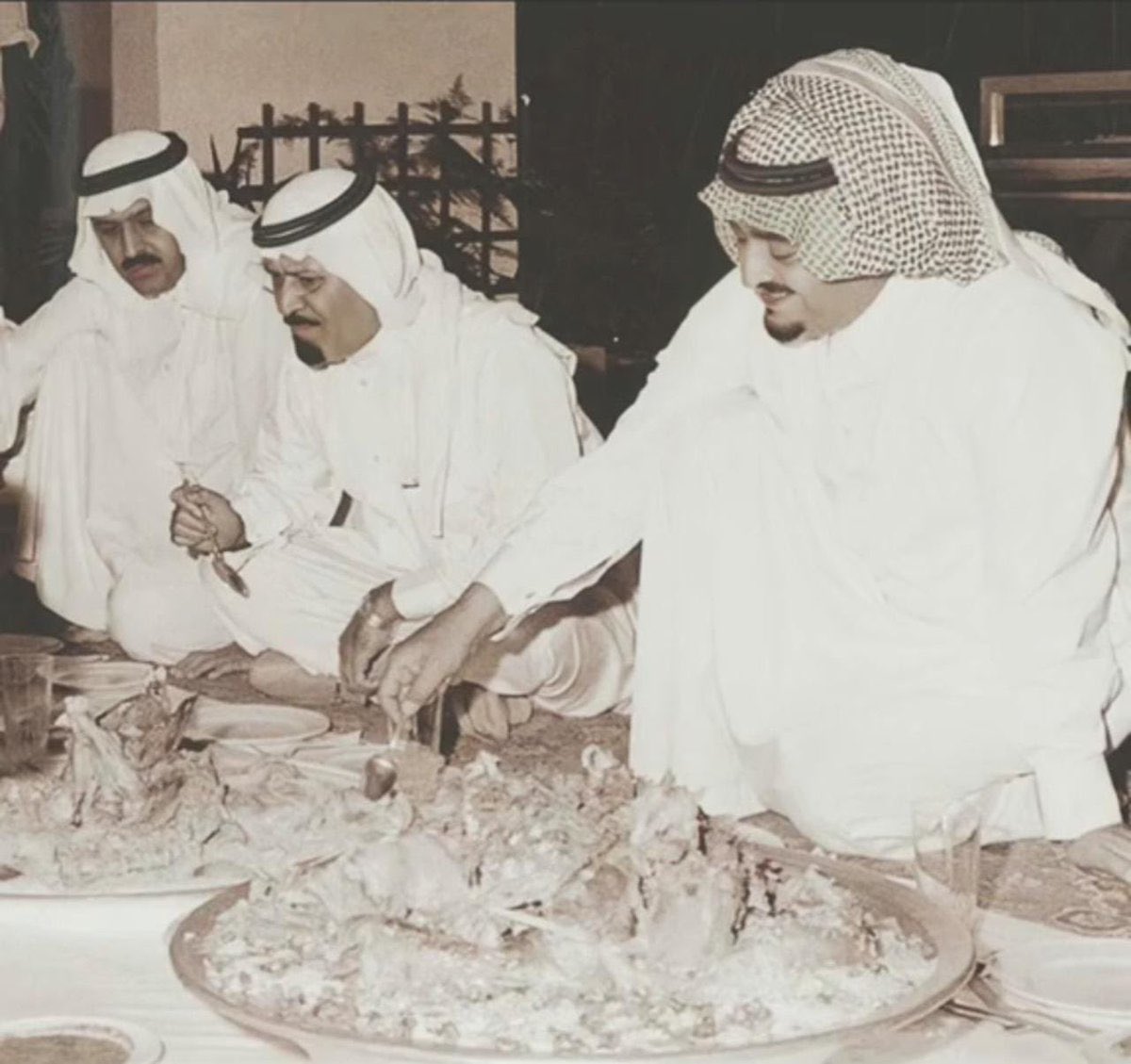 عبدالكريم الشملاني tweet media