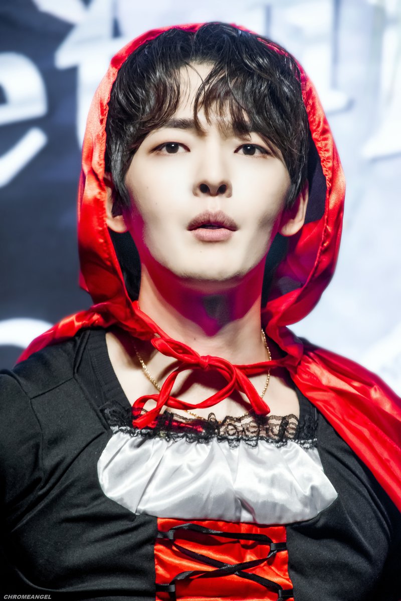 251101 KB Fan meet up, H-Stage, Seoul
#OnlyOneOf #온리원오브 #オンリーワンオブ #KB #규비