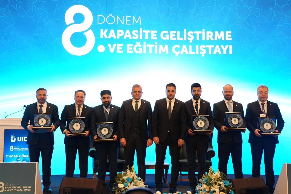 UK_UID's tweet image. 🇹🇷 34 ülkeden, 59 bölgeden katılımla Ankara’da düzenlenen UID Yıl Sonu Kapasite Geliştirme ve Eğitim Çalıştayı’nda en başarılı ilk 6 bölge arasında yer almaktan gurur duyuyoruz. 

Başta Bölge Başkanımız Halil Erdoğan olmak üzere emeği geçen herkese teşekkür ederiz

#UID #UIDUK