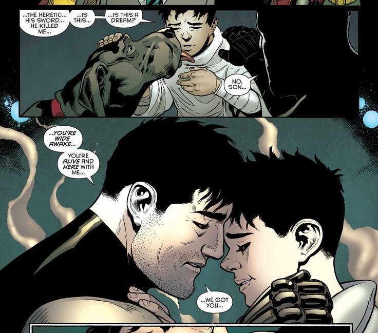 hefookinleft's tweet image. bruce loves his littlest baby