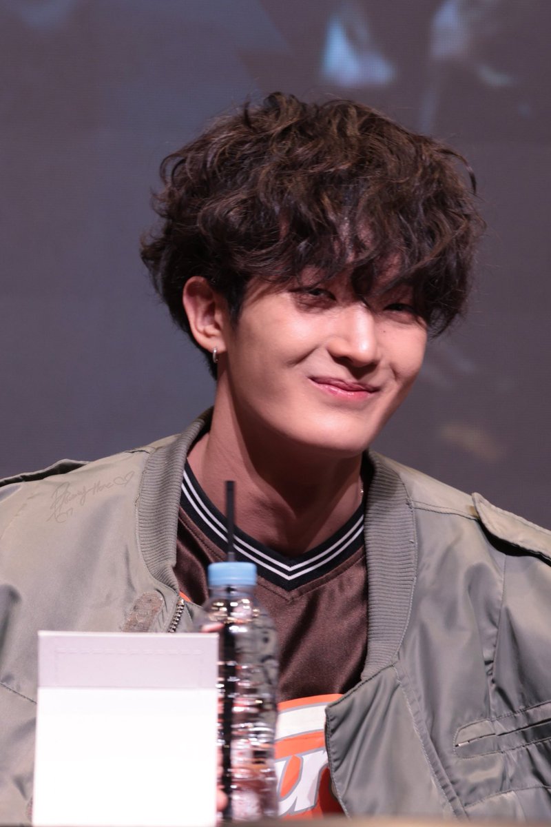 BloomingHereSM's tweet image. 애플뮤직 25.12.26
#수민 #최수민 #싸이커스 #SUMIN #XIKERS