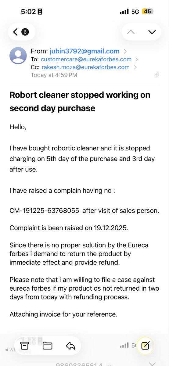 JubinPatel7's tweet photo. Seeking return of the product as it stopped working within 2-3 days of the use. Customer care says they dont have stoke for replacement of the product and forcing to change the battery.@EurekaForbes @rakeshmoza @ShraddhaKapoor ma’am please stope helping to advertise such company. https://t.co/DlfDaEEOJ1