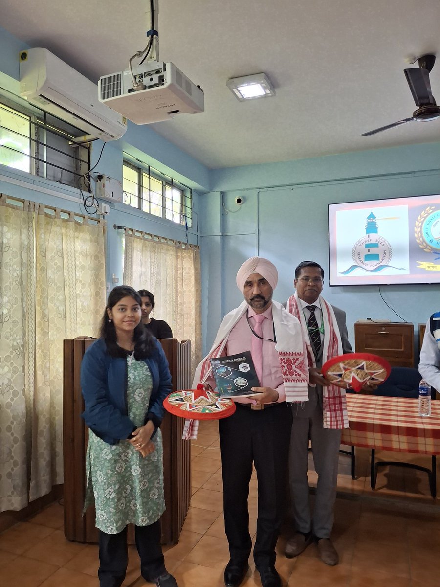 3Beesresearch's tweet photo. TBRF conducted a Maritime Awareness Session at Jorhat Engineering College (24 Dec 2025) ⚓ Careers • Women • Vision 2030/2047 🌊🇮🇳 #DGMA #TBRF #MaritimeAwareness #YouthEmpowerment https://t.co/e5rxCzxp0h