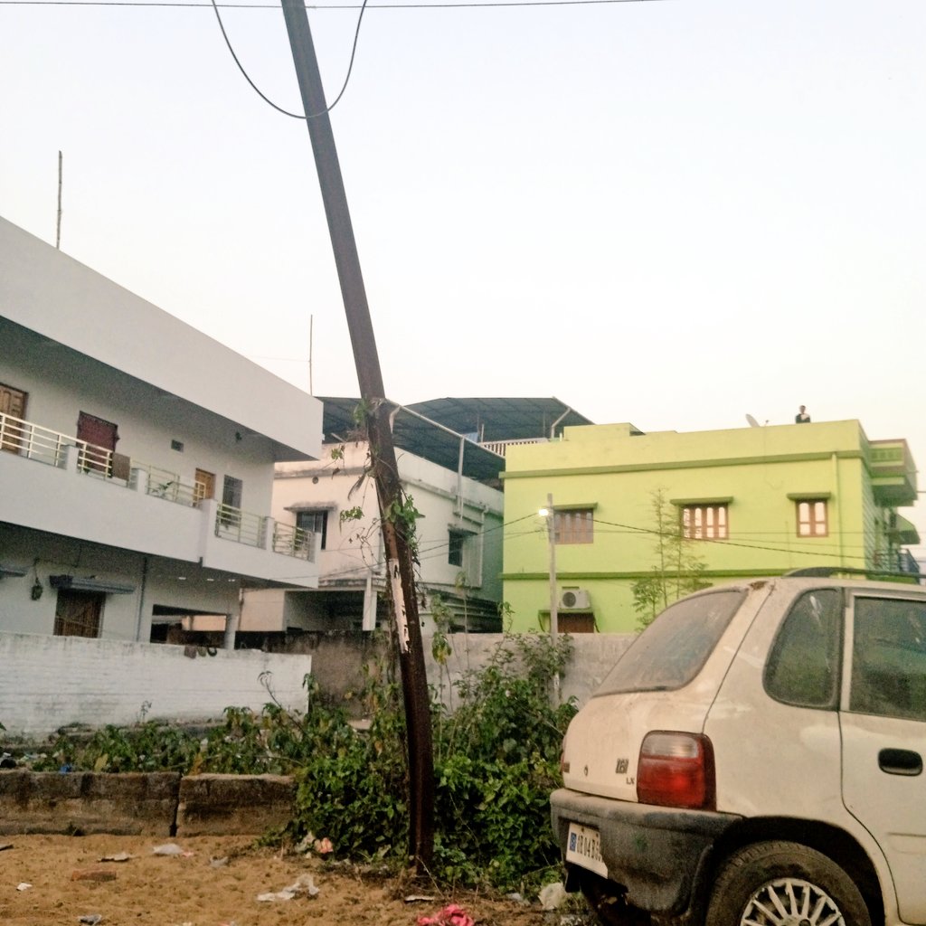 bag_abinash's tweet photo. An electric pole in the Buddha Vihar gali no 2, Word no-18, Bargarh  is severely bent and structurally unsafe.
Requesting @TPWesternOdisha @EnergyOdisha to conduct an urgent inspection and replace the pole at the earliest in the interest of public safety. Abinash Bag- 8328925661 https://t.co/7YtiwaUfAm