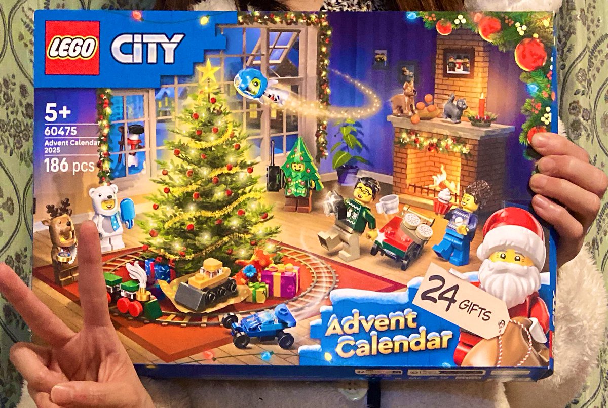 去年に引き続き今年もレゴアドベントカレンダー。
毎日楽しかった！また来年もやりたい🩷✨