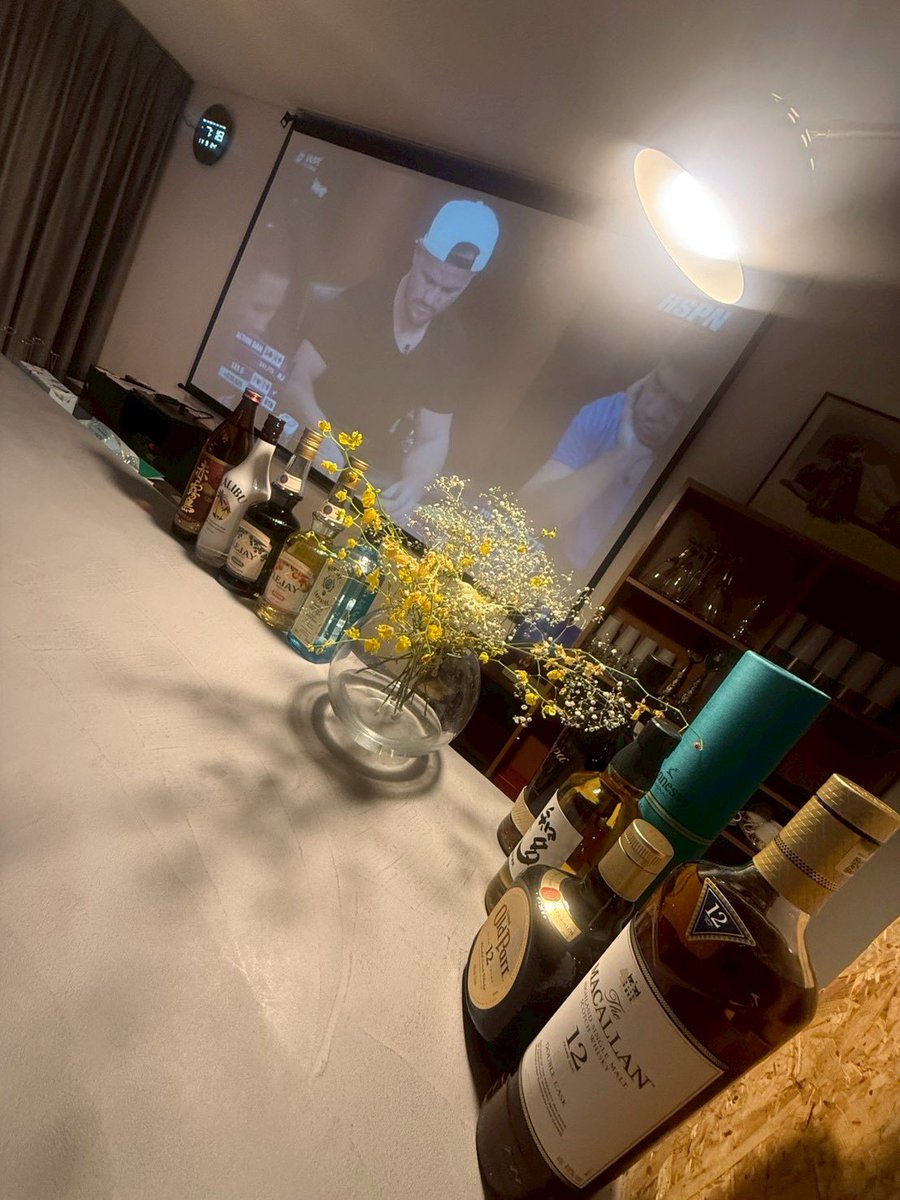 kisarazu_poker's tweet photo. 💐Amusement Poker Bar FIBONACCI💐

営業時間⏰ 16:00〜24:00

初めての方でも安心‼️
無料の初心者講習🔰も毎日開催‼️

2種類のリングゲームやトーナメントを毎日開催中🚨

初めての方からベテランの方まで幅広く楽しめる空間です✨

お酒🥃の種類も豊富なのでバー利用も大歓迎‼️ https://t.co/Za3Cv3JEfk