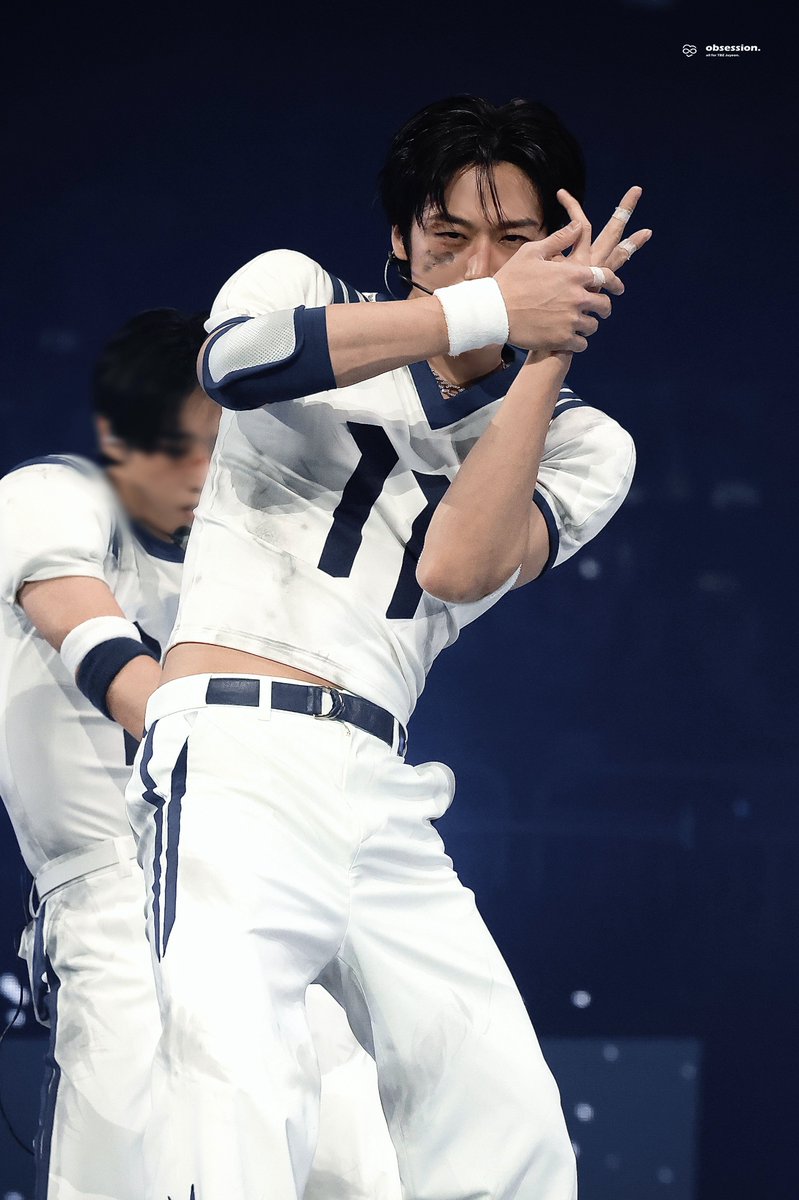 ๐ผ๐ฏ๐๐ฒ๐๐๐ถ๐ผ๐ป. tweet media