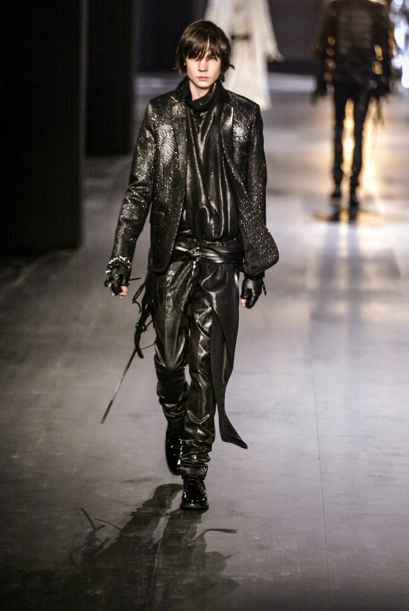Dior A/W03 “Luster”, my favorite runway ever from Hedi Slimane