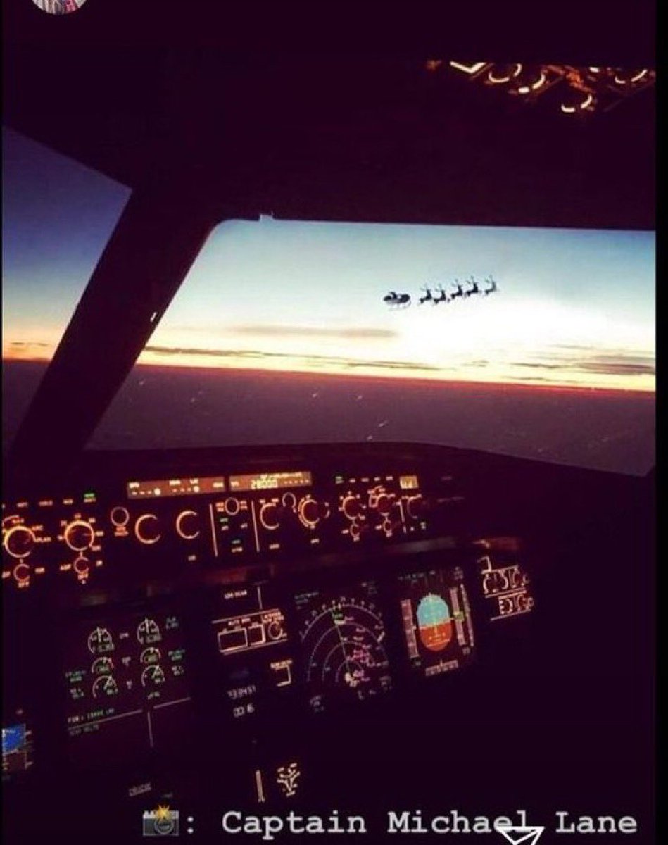 DoctorDouglive's tweet image. Cap Michael Lane📸 on a @AlaskaAir flight to Anchorage at sunrise this am.The empty sleigh on a northerly flight path means Mr . Lane likely saw Santa heading home after a long night. I’m sure Mrs. Claus will be ready to give Santa some sexy lovin back at the crib in the NP🎅