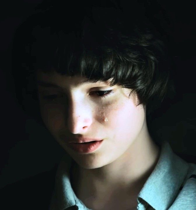 sleepylovesu's tweet image. hey @Stranger_Things, remember when mike wheeler actually showed emotion? what happened to that???