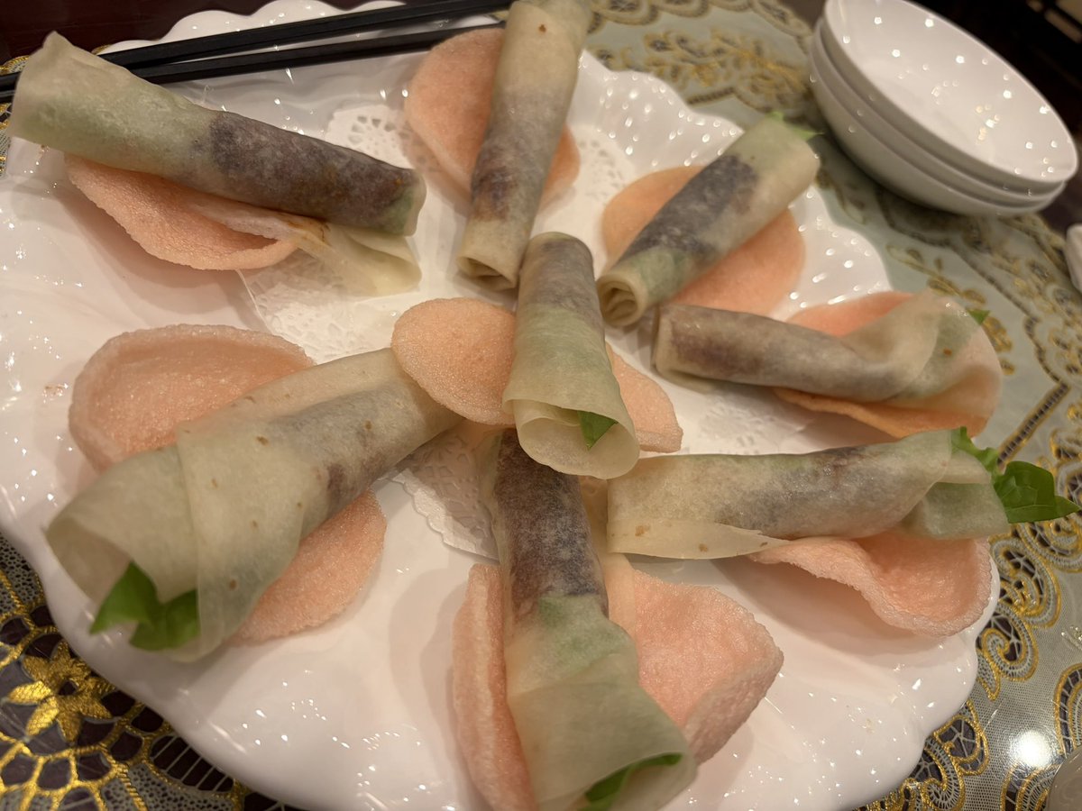 Tomokey11's tweet photo. 中華街ランチ
めっちゃ美味しい😊
そしてコスパもすごく良かった〜🍀
お腹パンパン🤣 https://t.co/MDFEu84JuQ