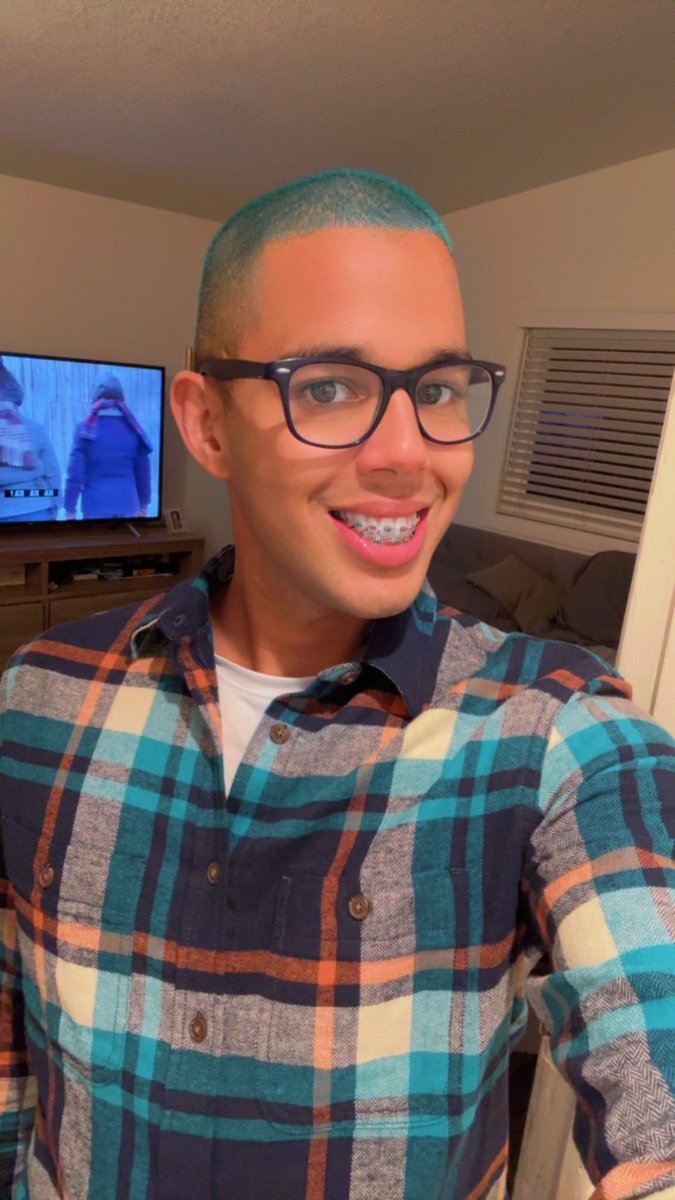 KyleLSims1's tweet image. Christmas 2025 💚🎄✨