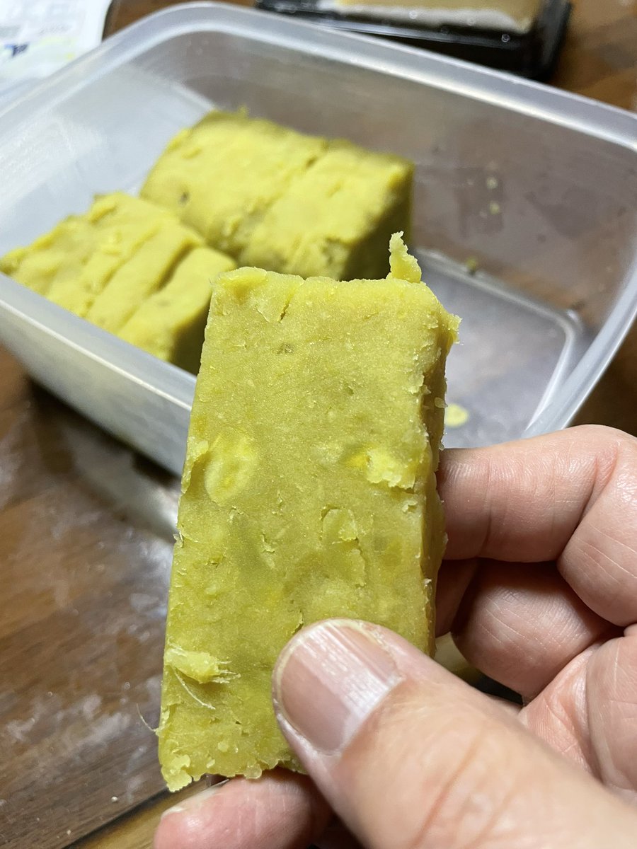 芋ようかん Amazon.co.jp: 【浅草 舟和】 芋ようかん8本詰×1箱 : 食品・飲料・お酒