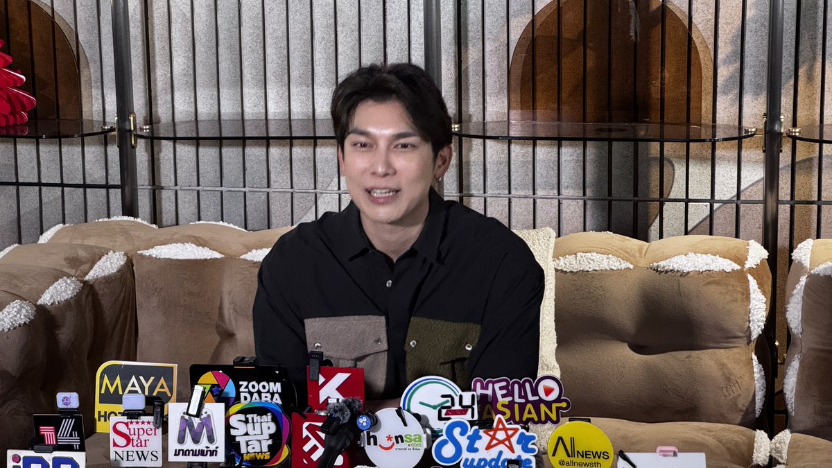 webstarupdate's tweet image. 📍Live สัมภาษณ์ #มิวศุภศิษฏ์ 

Link &amp;gt;&amp;gt;youtube.com/live/WC12NhDCq…

MEW MISSESME OUT NOW
#MissEsme
#MissEsmePromo
#MewSuppasit