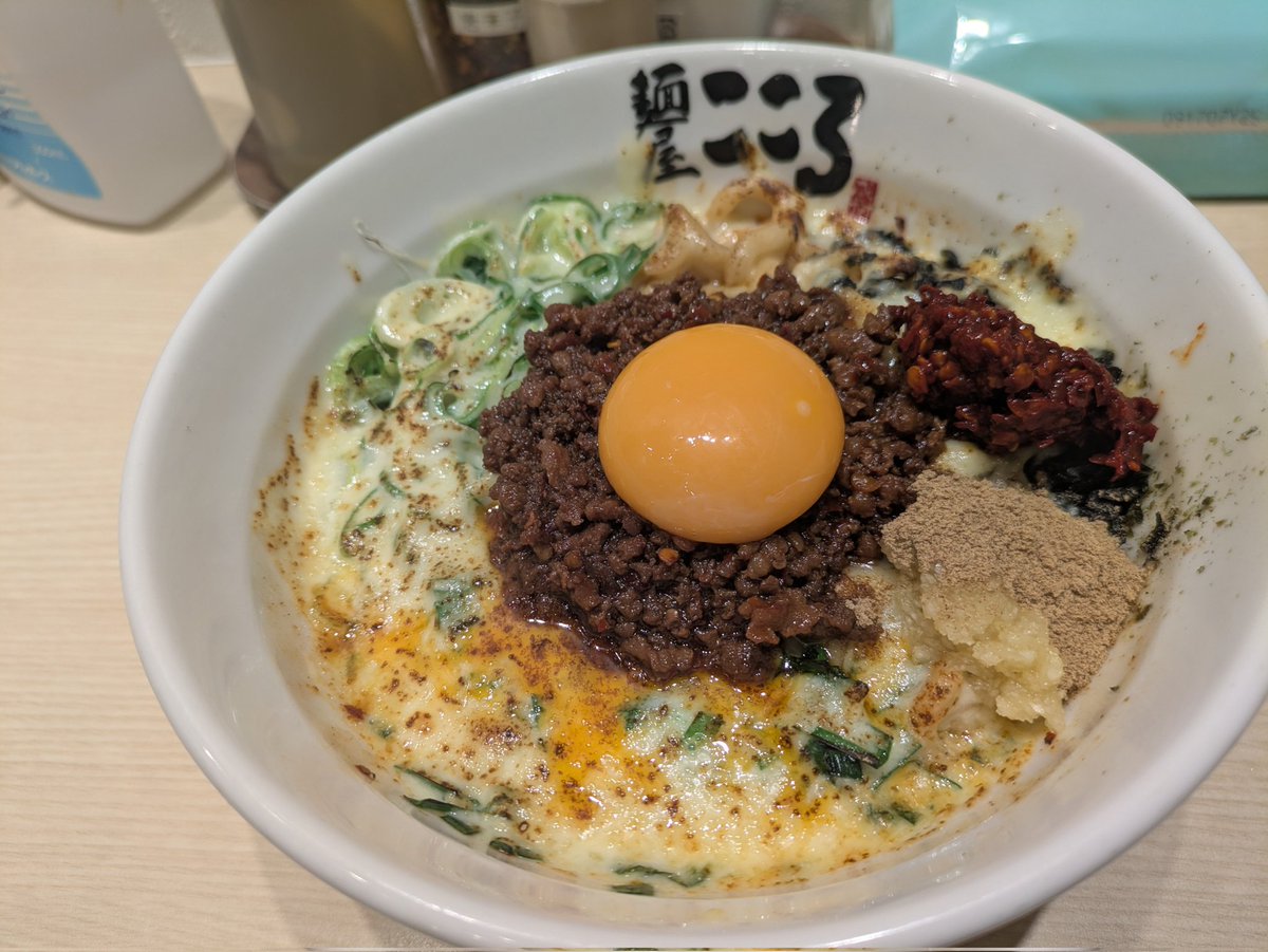 限定　チーズまみれまぜそば

凄まじい接客でした💦
入曽の方は丁寧だっただけに残念