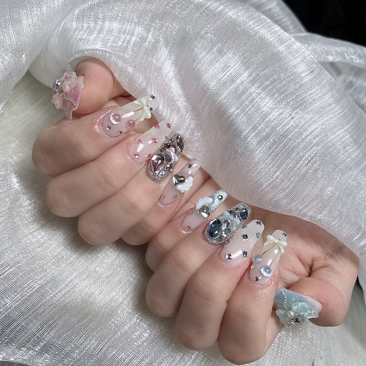 こ な ぴ tweet media