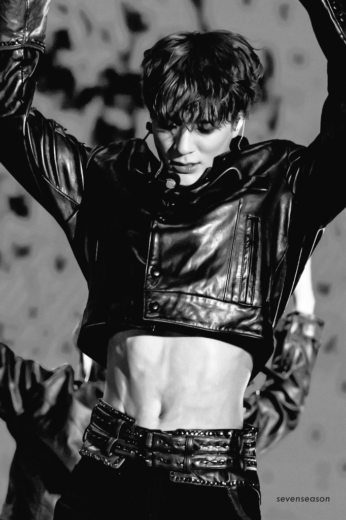 Maskuglin's tweet image. Built like a machine, moves like a weapon.