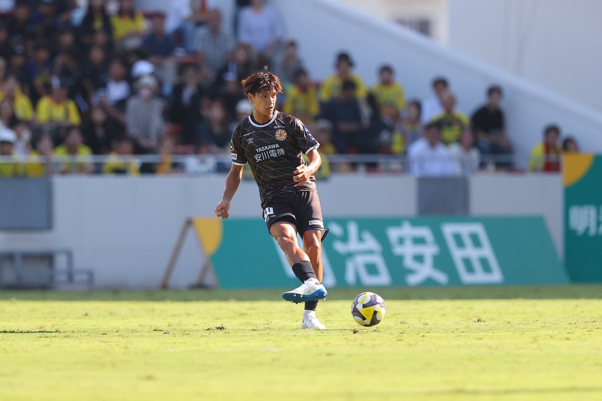 Giravanz_staff's tweet photo. 【#杉山耕二 選手 愛媛FCへ完全移籍のお知らせ】

この度、杉山耕二選手が愛媛FCへ完全移籍することとなりましたので、お知らせいたします。

▶️ https://t.co/CkIaewUb75

#ギラヴァンツ北九州 https://t.co/mc5Xjm01i3