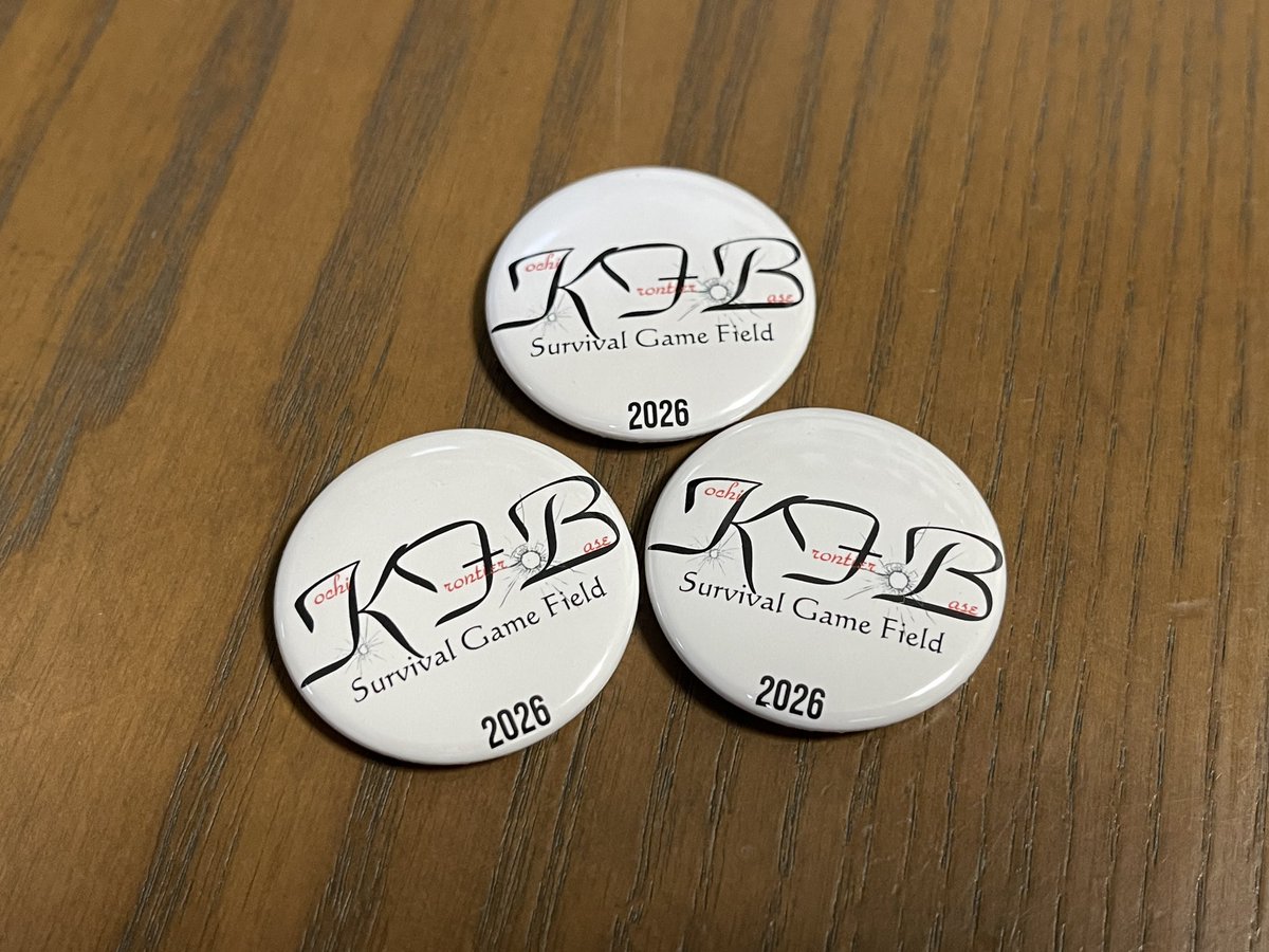 特定バッジ予約受付 86―エイティシックス―』8.6周年記念 缶バッジセット: グッズ・文具