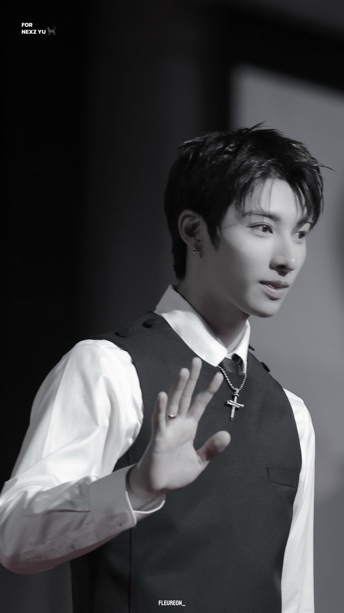 fleureon__'s tweet image. 251225 가요대전

🥺🩶

Copyrights 2025 ⓒ fleureon_ All Rights Reserved.

#NEXZ #넥스지 #YU #유우 #ユウ