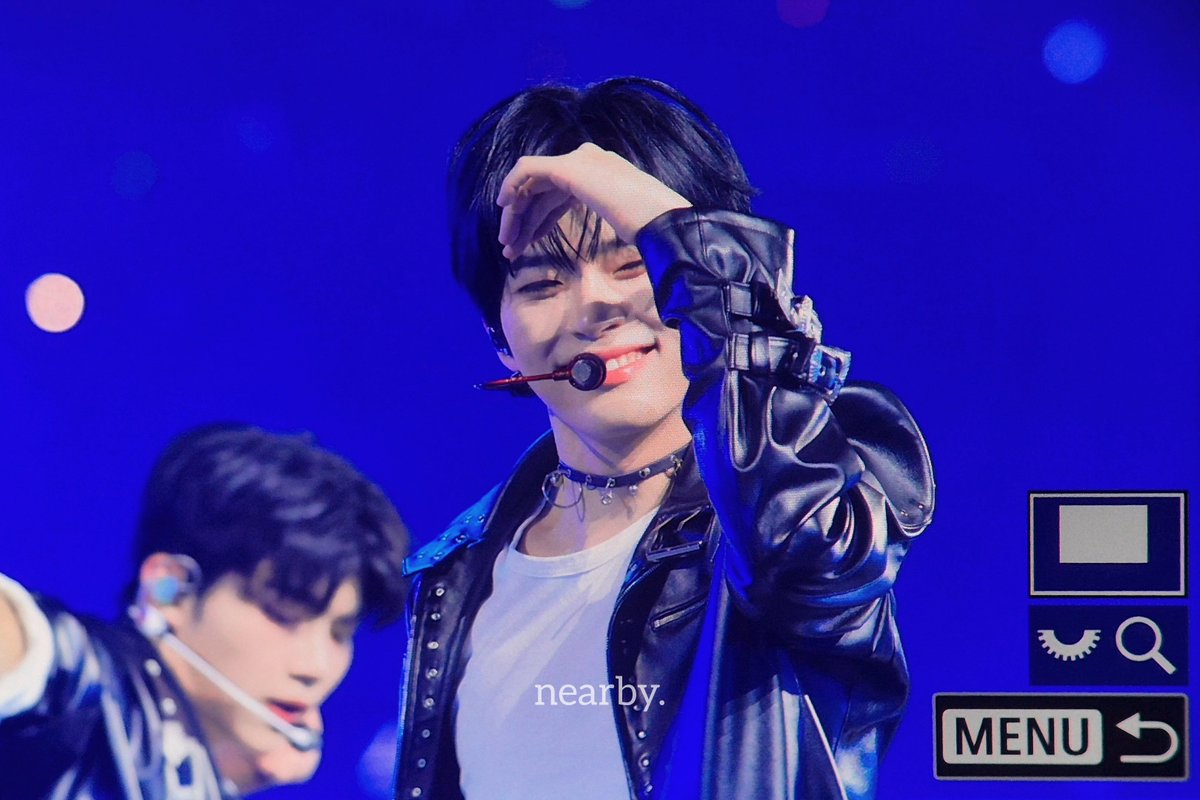 wa_poor's tweet image. 어제는 약간 고양이~