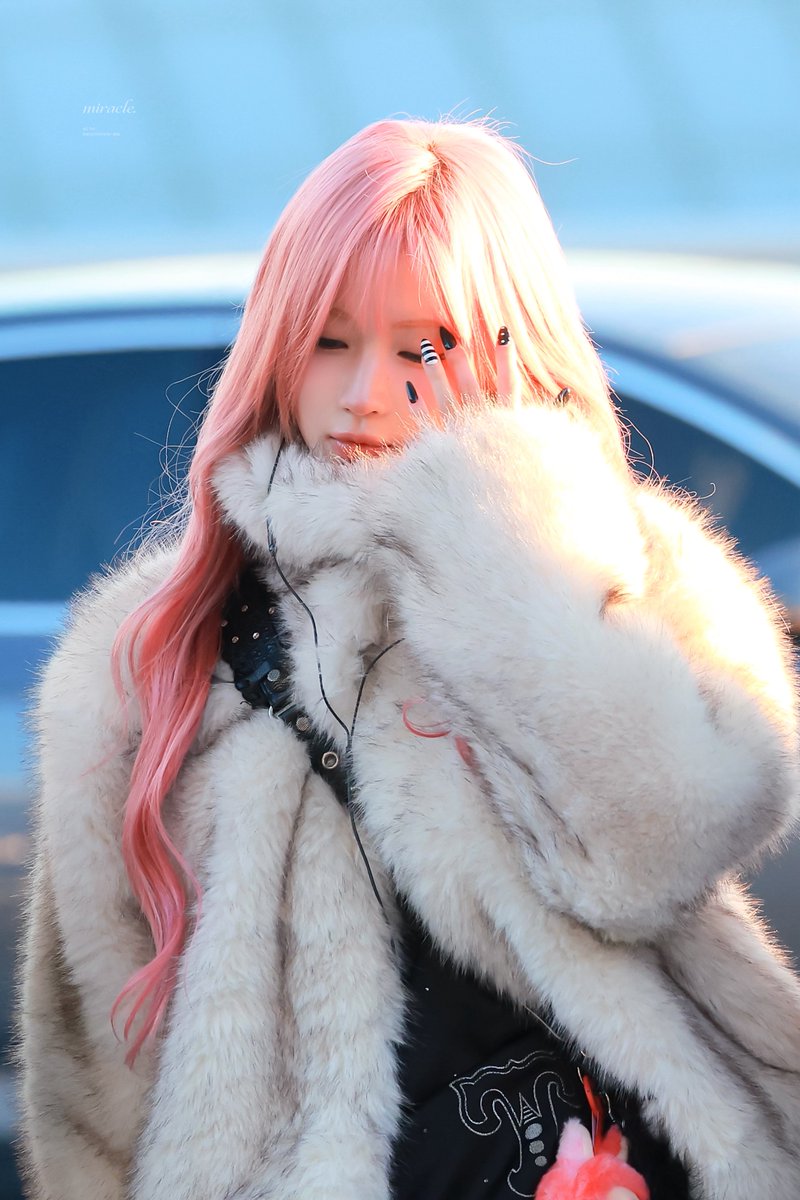 miracle_asa_'s tweet image. 251226 ICN

#ASA #ENAMIASA #아사 
#BABYMONSTER #베이비몬스터