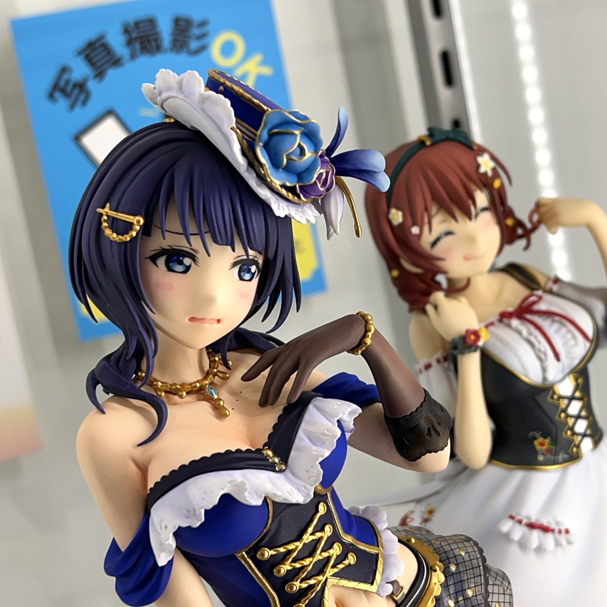 ／
あわあわしてる果林さんがかわいい！💙✨
＼

『ラブライブ！シリーズ×アトレ秋葉原』開催に合わせ、

「1/7スケールフィギュア 朝香果林」を限定版の『あわあわフェイス』にて秋葉原で展示中❣️🌈

■展示場所：アトレ秋葉原 2階
『LoveLive! series Official Store School idol theater』

#虹ヶ咲