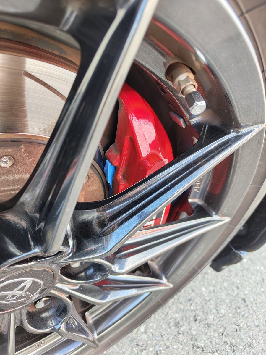 ブレーキパッドの残量が少なくなってきたので 試しにエンドレスのSSM+