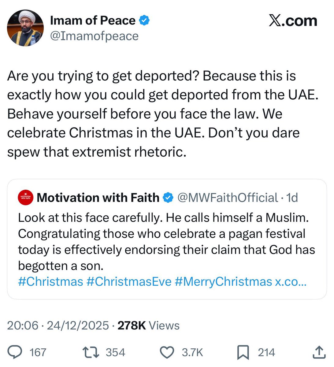 dammiedammie35's tweet image. A Nigerian tries to defend religious intolerance before an Emirati-born islamic sheikh from UAE and he puts him in his place😭💔😂