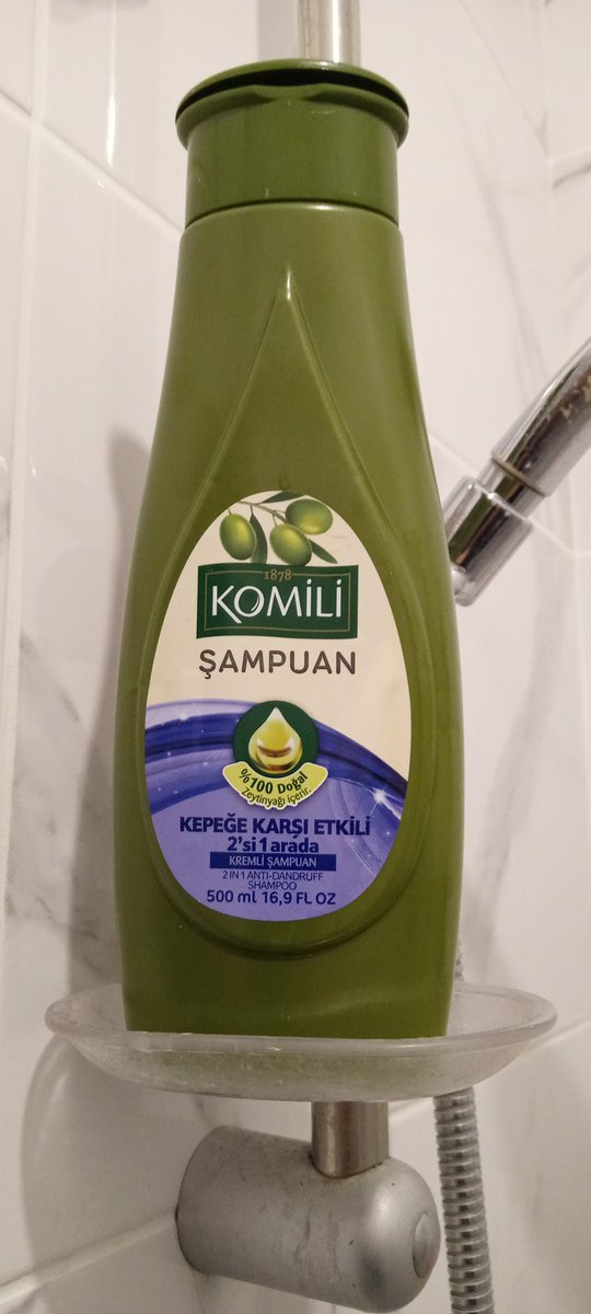 Ne egzama,ne kepek hiçbir şey birakmadı,iki haftada pahalı şampuanların, Dr un verdiği medikal ürünler in yapamadiğinı yaptı. Üstelik sadece 58 TL
Reklam falan değil tamamen kozmetikçinin önerisi ile kendi paramla aldım. <a href="/KomiliYaglari/">Komili Zeytinyağı</a> <a href="/KomiliBebe/">komili bebe</a> #komili