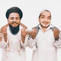 the_trendboy's tweet photo. "Hum fan hain, andhbhakt nahi. Agar Elvish bhai ne galti ki hai toh unhe batana hamara farz hai.
Kattar Sanatani hone ke naate, please unhe Insta pe message karein ki post hatayein. Bhasha maryadit rakhein. Pyar se na manein, toh unfollow ka button dabane mein der na karein." https://t.co/XKE2Jpnx9Z