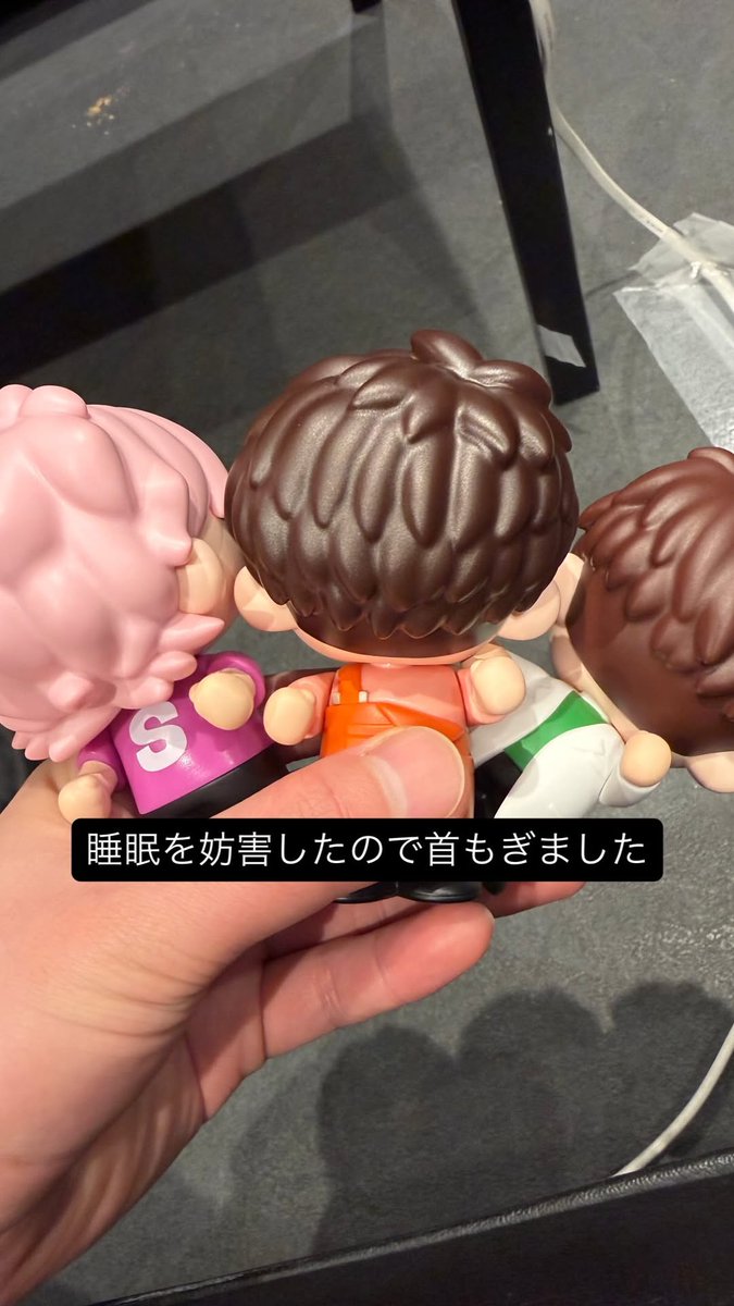 渡辺翔太 Instagram Story ついにソフビたちが反撃(笑) #しょぴぐらむ