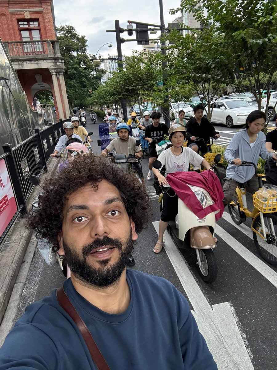 abhishek_tri's tweet photo. Arrived in India after spending some time in China (multiple cities/towns and villages)

While at Twitter there’s so much being spoken about UPI, data cost compared to the west, I would urge the aspiration to look at China.

In China:
• Tier-3 cities feel planned
• Villages have roads, logistics, connectivity
• Execution looks boring- and that’s the point

India debates apps and terminals.
China invested in continuity. 

Streets have lanes for pedestrians, bikes, cars, buses, by design.

Cars being sold in the same store as phones and tablets - think of access.

That’s the ambition worth studying.

Railway stations are built bigger than airports, because that’s where scale lives.

I urge a visit to China, you will come back asking why these two similar population behaves differently and that will do way better in the long run