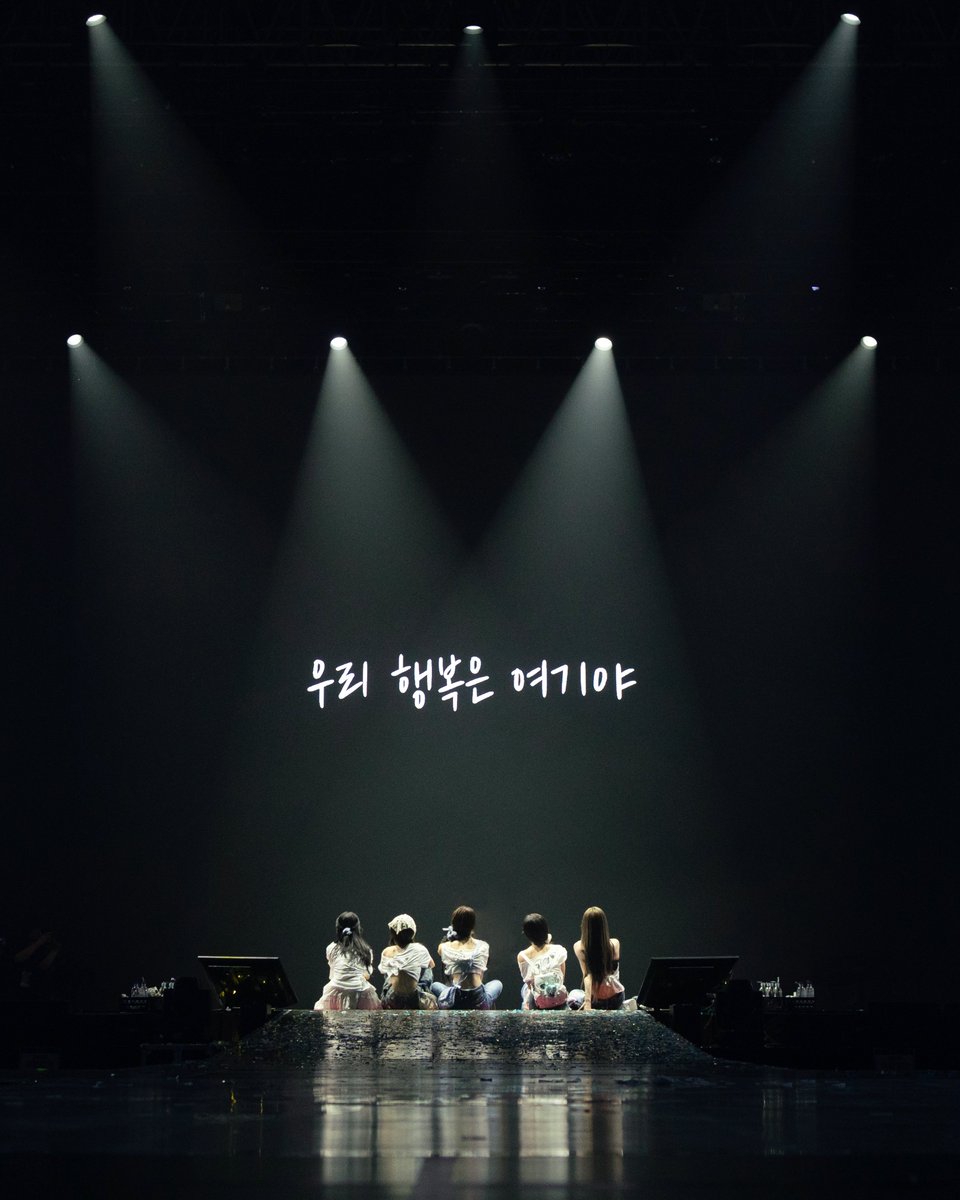 realfromis_9's tweet image. 2025-26 fromis_9 WORLD TOUR 
ENCORE [NOW TOMORROW.]
팬클럽 선예매 D-DAY

2026.01.31 6PM / 02.01 4PM
KOREA UNIV. HWAJUNG TIGER DOME

☘️ 2025. 12. 26(금) 8:00 PM ~ 11:59 PM
🖇️ kko.kakao.com/fromis_9

#fromis_9 #프로미스나인
#fromis_9_WORLDTOUR_ENCORE
#NOW_TOMORROW