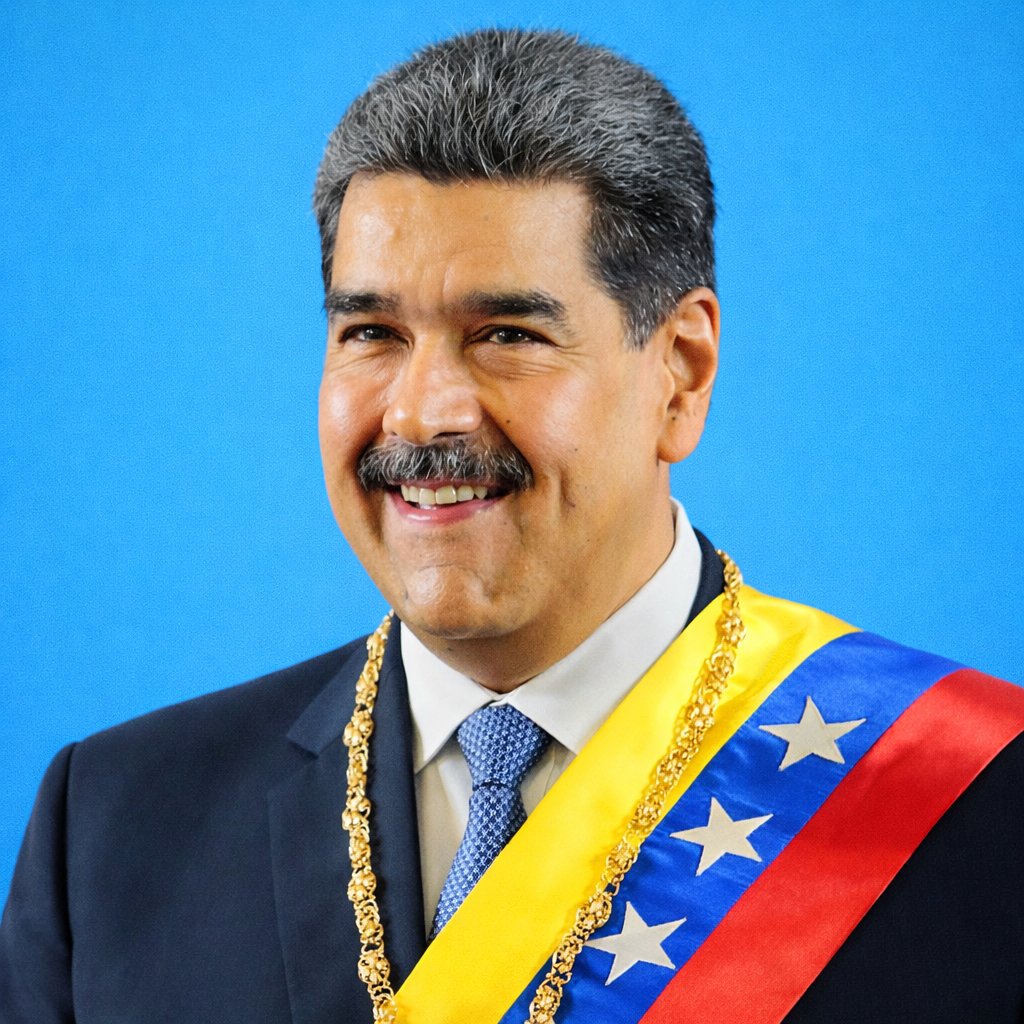 LegitTargets's tweet image. 🚨🇺🇸🇻🇪 BREAKING: CIA officials have named HALLIBURTON as one of the U.S. corporations poised to seize oil rights in a post-Maduro VENEZUELA

In 2003, Halliburton was awarded a $7 billion no-bid contract to carry out a similar task in Iraq