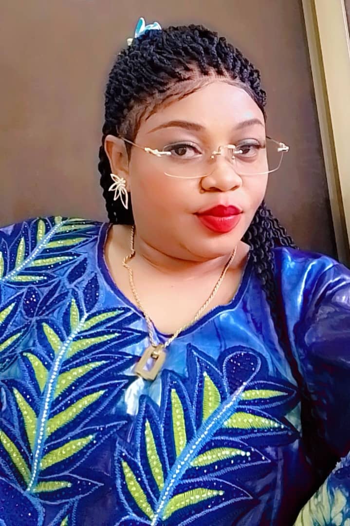 #SudKivu: À Noël, Mme Aline Katorano, appelle à la paix, l’unité et la solidarité. Dans un message fort, elle rend hommage à la résilience des habitants et exhorte à rejeter la haine pour bâtir un avenir meilleur. Elle souhaite aux familles une fête marquée par l’espérance.