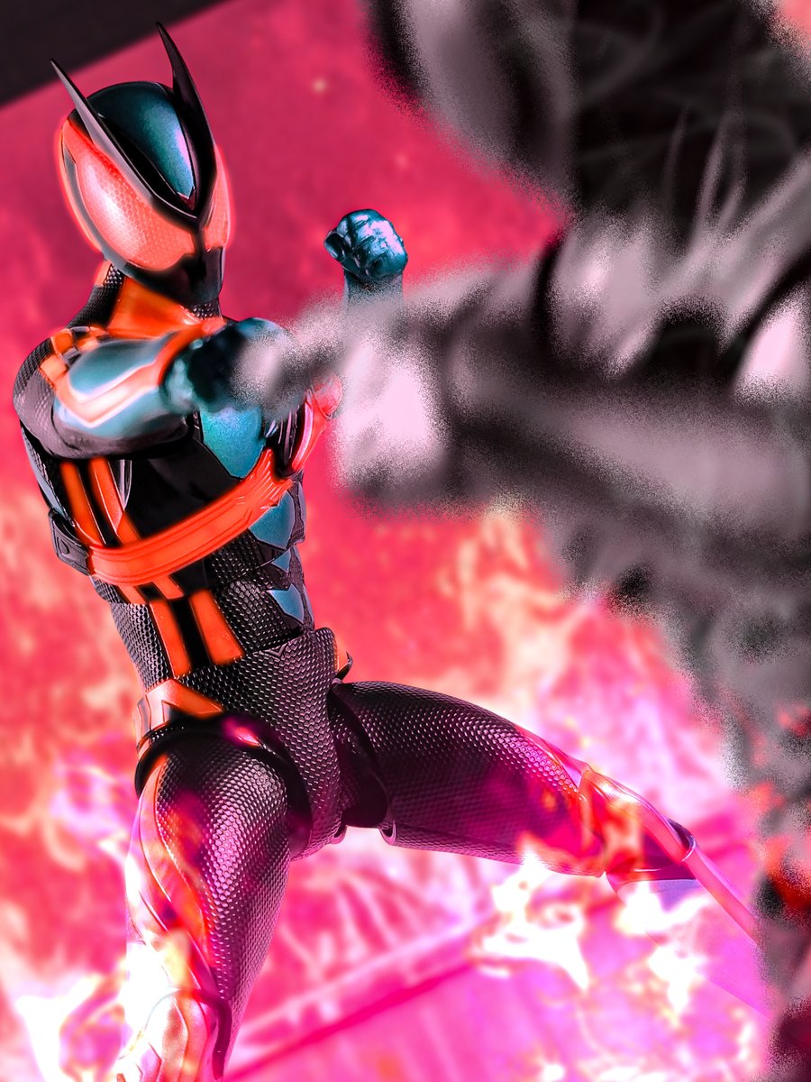 ElectricBanjou's tweet image. キーワード『夜』

悪夢の夜を振り払え
仮面ライダーゼッツ

#トイアワ