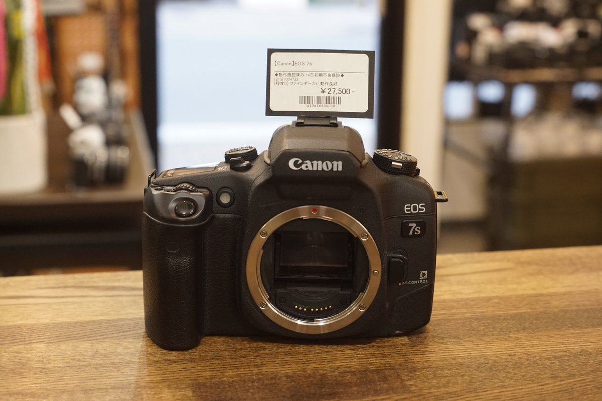 Canon EOS 7S 発売からすでに20年も経っているとはとても思えません