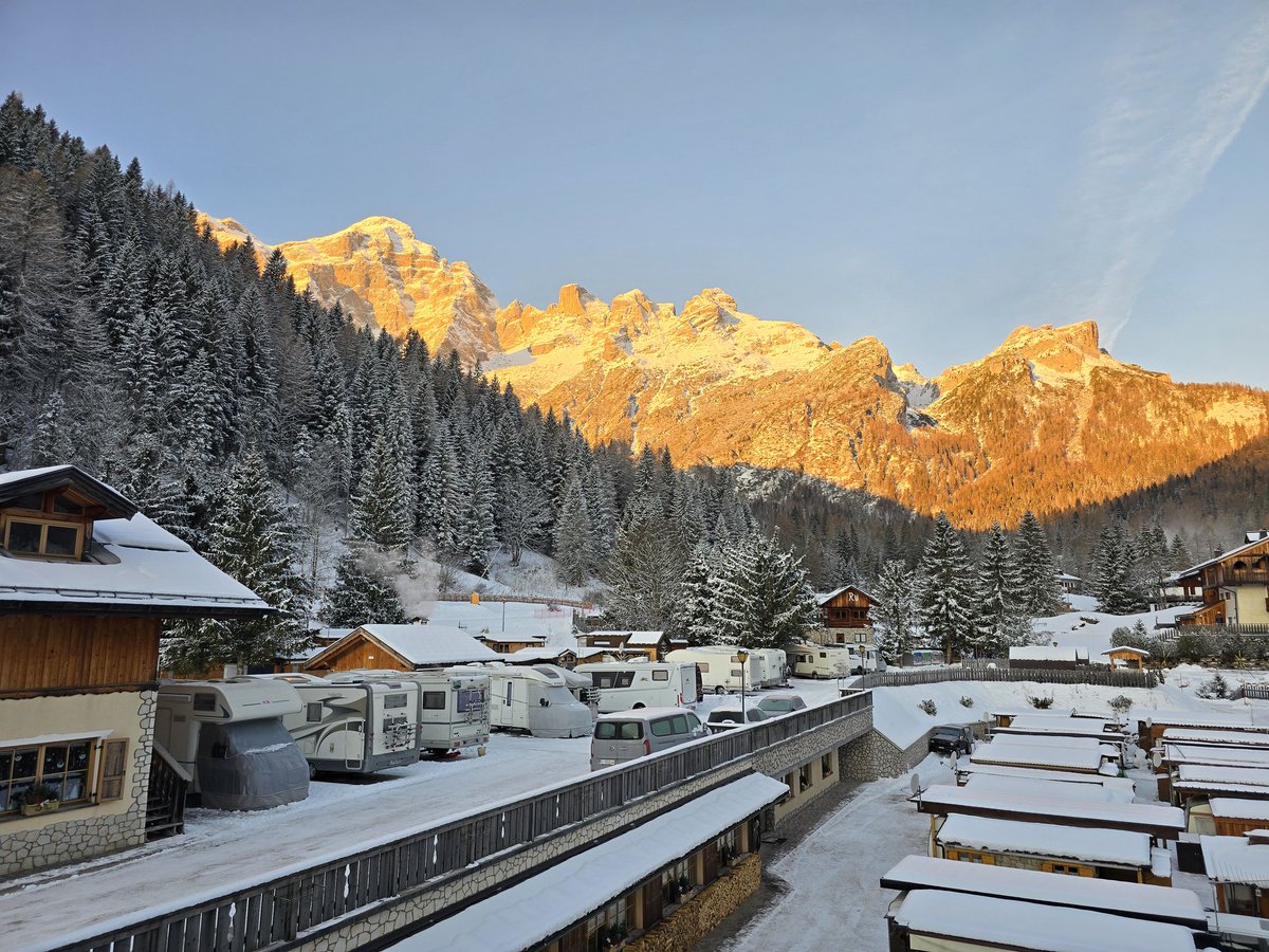 Avtokampi.si tweet media