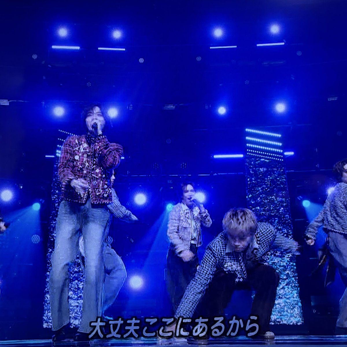 embroideryran's tweet photo. 玉森さんが落としたブローチをひろう
仕事人・二階堂高嗣
#キスマイ_ダイナマイトなエンジョイ https://t.co/EuYTw0rmR5