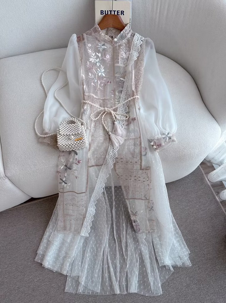 chicfolder's tweet photo. girls, I just found a store which has a perfect collection for Raya 2026 🥹🤍 https://t.co/QUd8sGSYd2