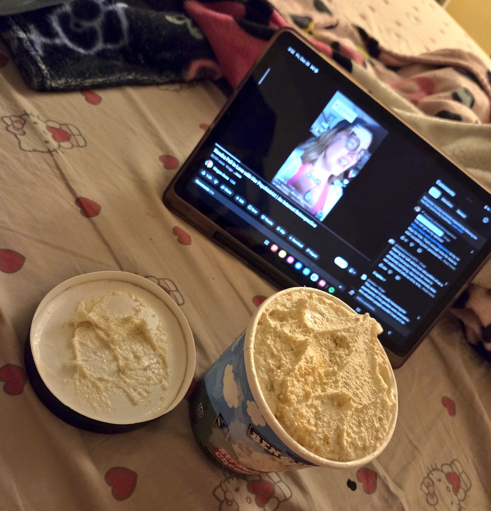 devilishcals's tweet image. holy fuck im cumming, lois