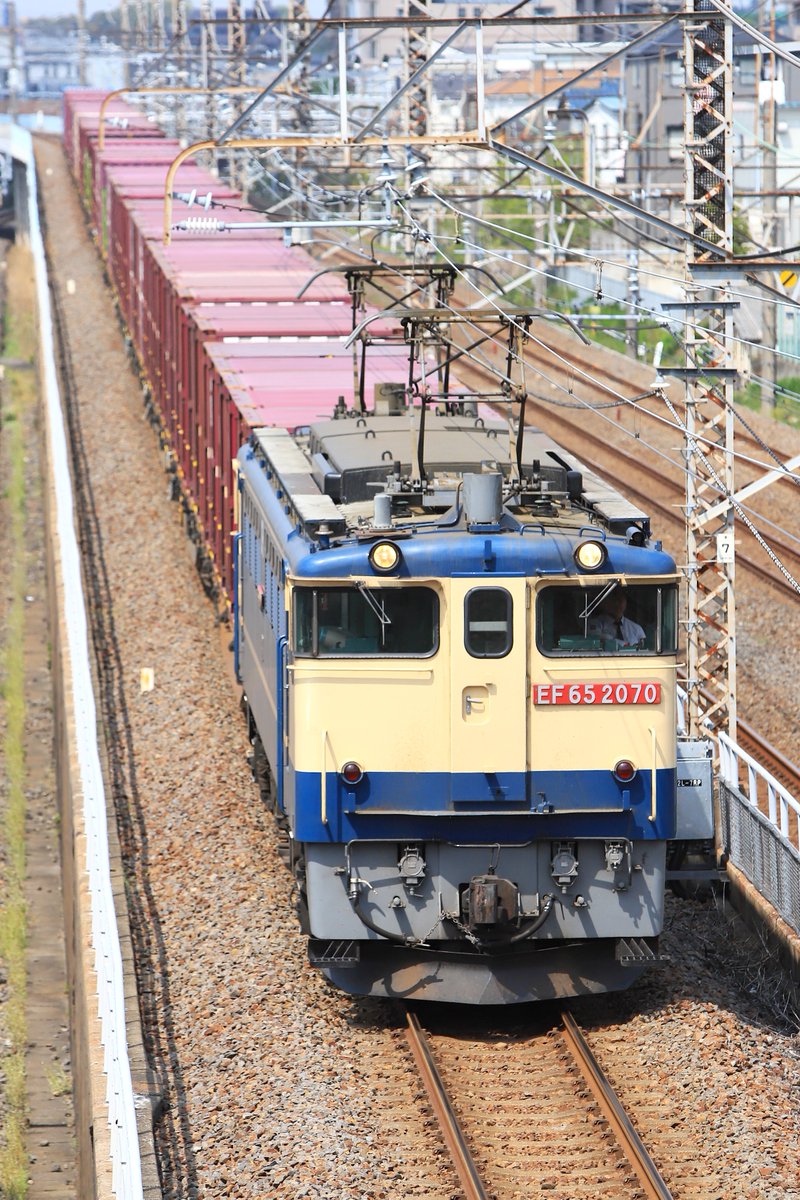 expresstokiwa's tweet photo. PFの代走による隅田川シャトル75レの運用が終わってしまいましたね😭😭😭
色々と楽しませてもらいました🤣
#EF652101
#EF652070
#EF652074 https://t.co/gbWlP2Jzwj