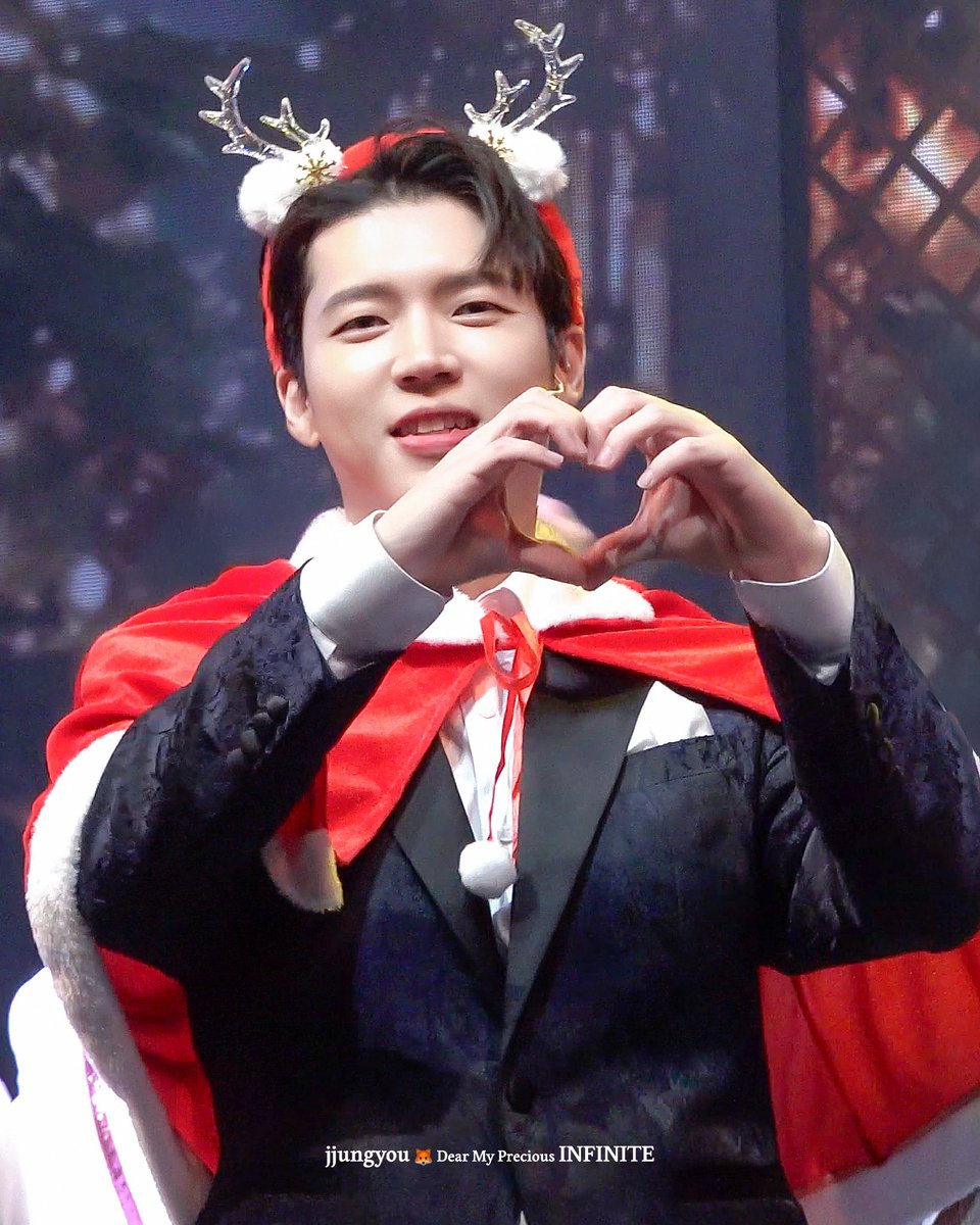 jjungyou_69's tweet image. 251224 슈가 "𝐒𝐔𝐆𝐀𝐑" 커튼콜

하트요정🫶🏻

#인피니트 #INFINITE 
#남우현 #NAMWOOHYUN 
#슈가 #SUGAR