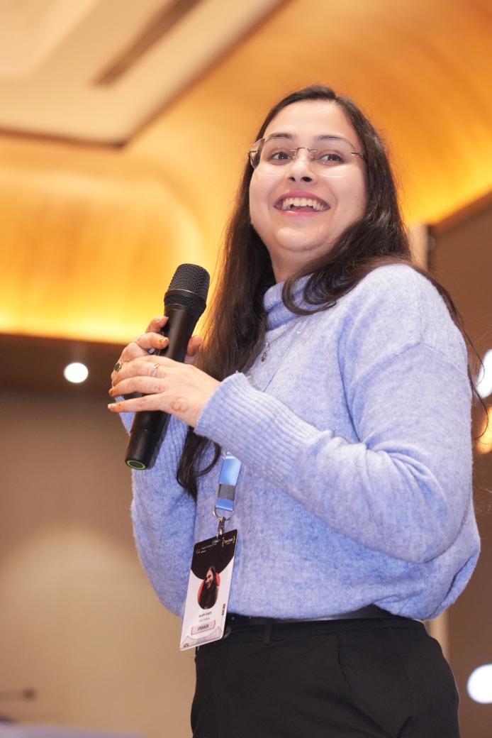 gdgkolkata's tweet photo. Cooking up smarter Android apps! 🍳📱
A huge thank you to Ayushi Gupta for the session on Firebase Genkit and A2A communication. Multi-agent apps are the future of mobile innovation! 🚀

#GDGKolkata #DevFestKolkata2025 #Android #Firebase #Genkit #WTM #GDE https://t.co/fmtyVHVMYz