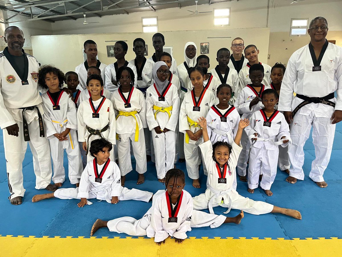 AMT_ML's tweet image. Très heureux de revoir mon ami et ancien coéquipier de l’équipe nationale de taekwondo du Mali Mohamed Fofana pour une séance intense avec tous ces futurs champions !