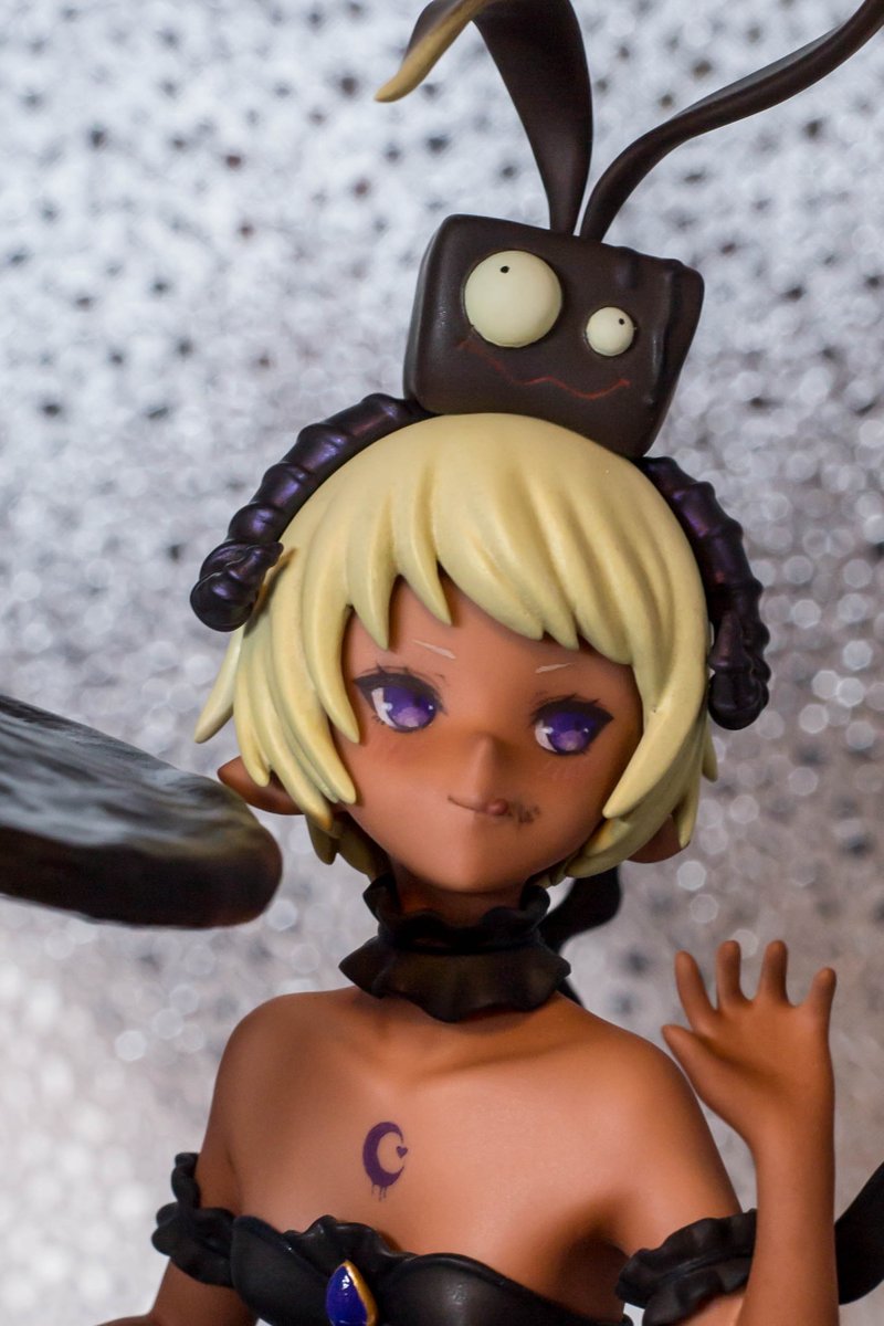 展示品その①が仕上がったのでちょっと撮影。
２作目のオリジナルを完成させてみて、改めてデザインって難しいなと。
ともあれ、これで最低限の準備はできた。
